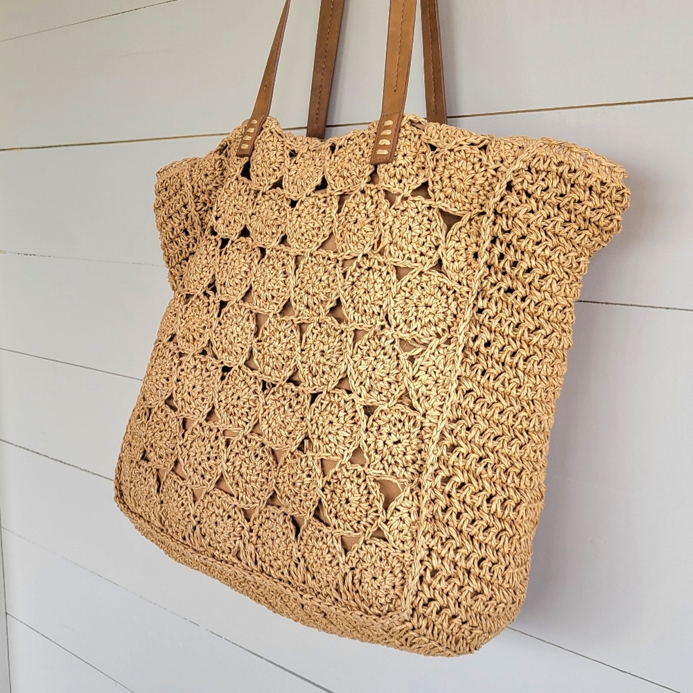 Tan Light Brown Crochet Purse, Faux Leather,Hobo Beach tote, Like new